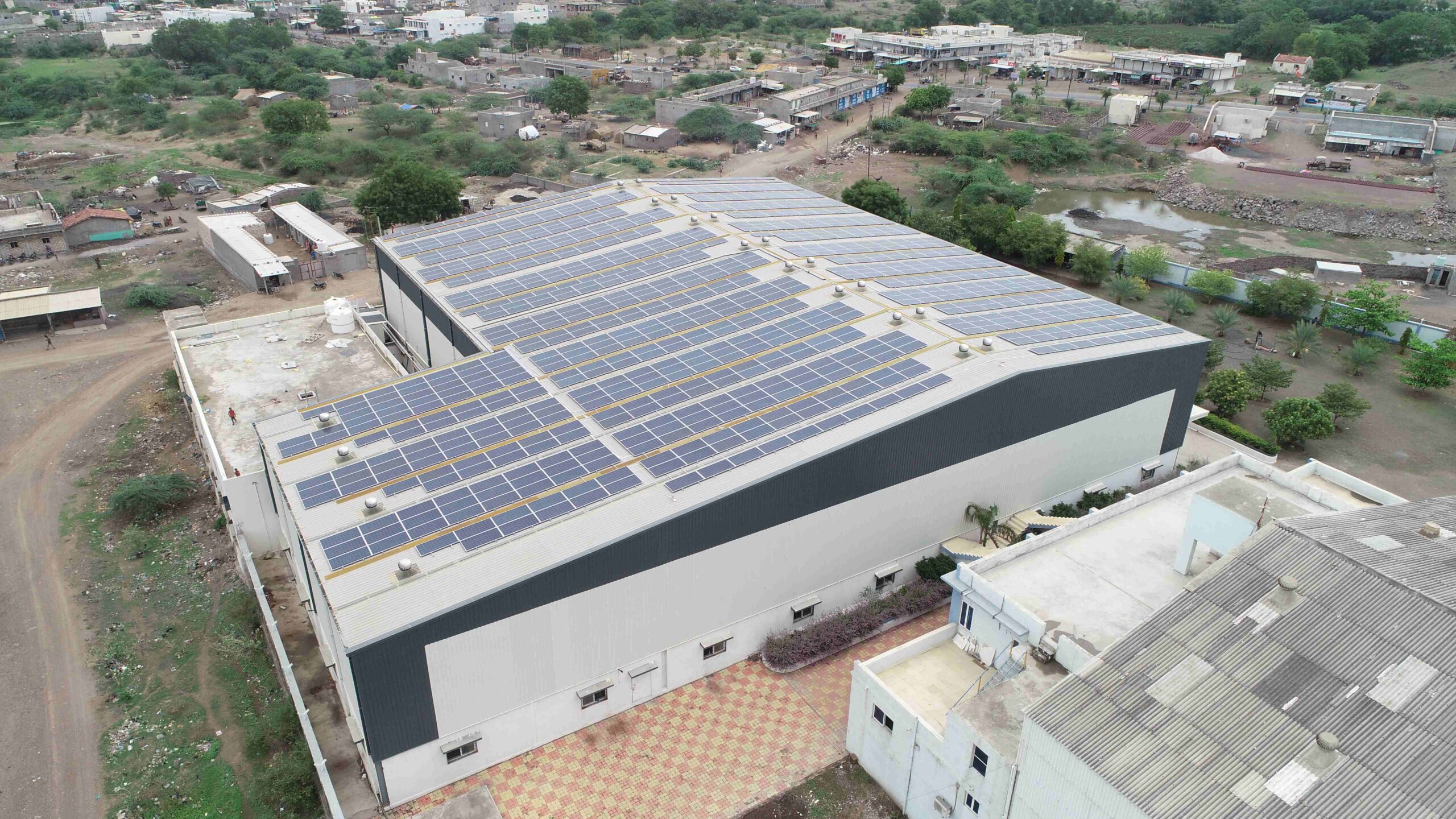 Unlock Sustainable Power with Solar Rooftop for Business