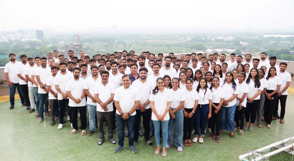 Solarium Team group image 1